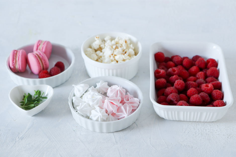 чем украсить торт