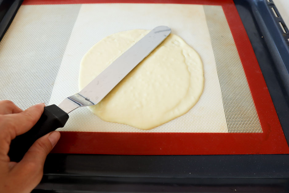 разравниваем тесто