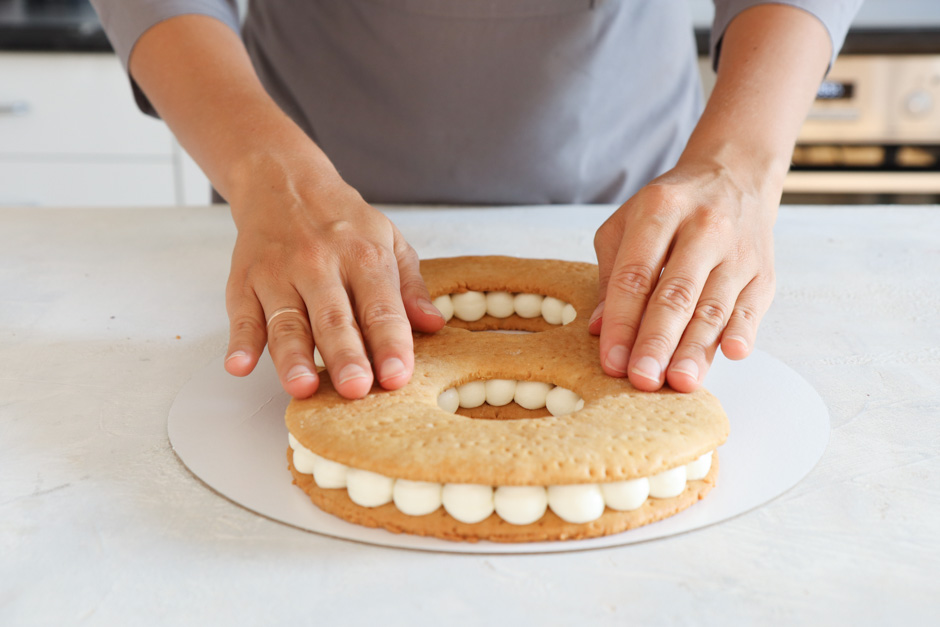 сборка и украшение торта