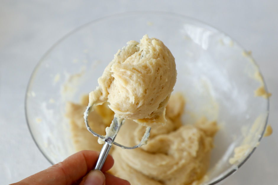 готовим медовые коржи