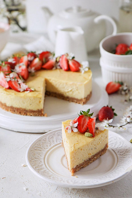 чизкейк с рикоттой с выпечкой